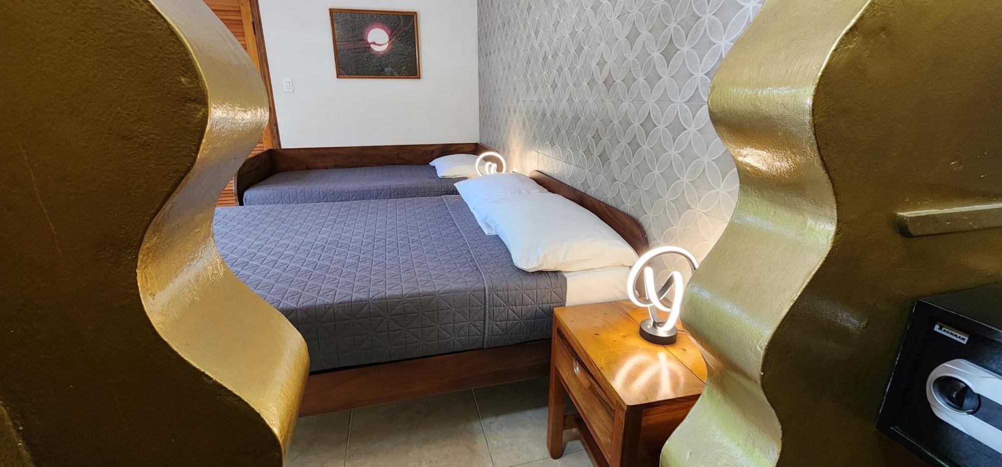 Sunrise Club Hotel